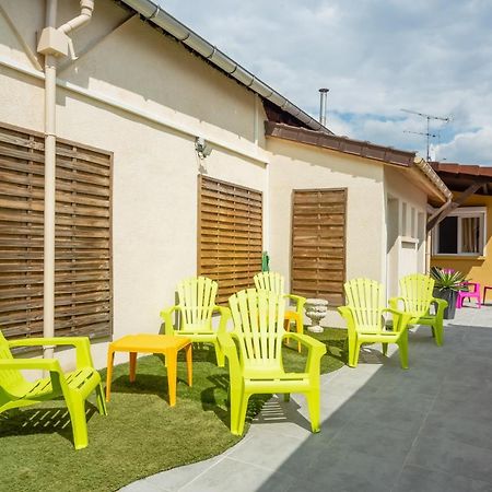 La Serenade - Appartements Confort Avec Terrasse Montreuil  Bagian luar foto