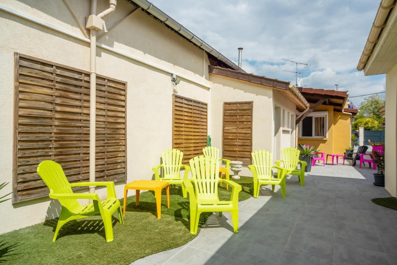 La Serenade - Appartements Confort Avec Terrasse Montreuil  Bagian luar foto