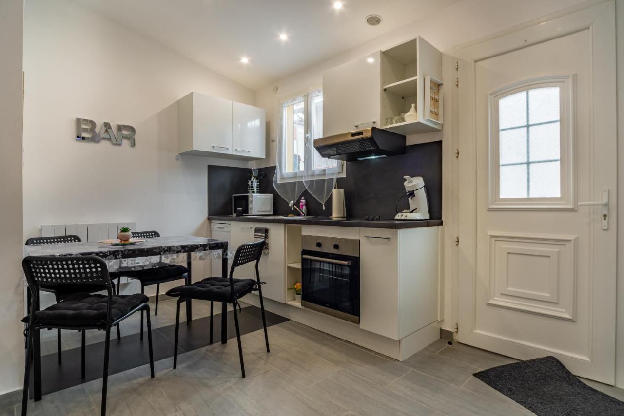 La Serenade - Appartements Confort Avec Terrasse Montreuil  Bagian luar foto