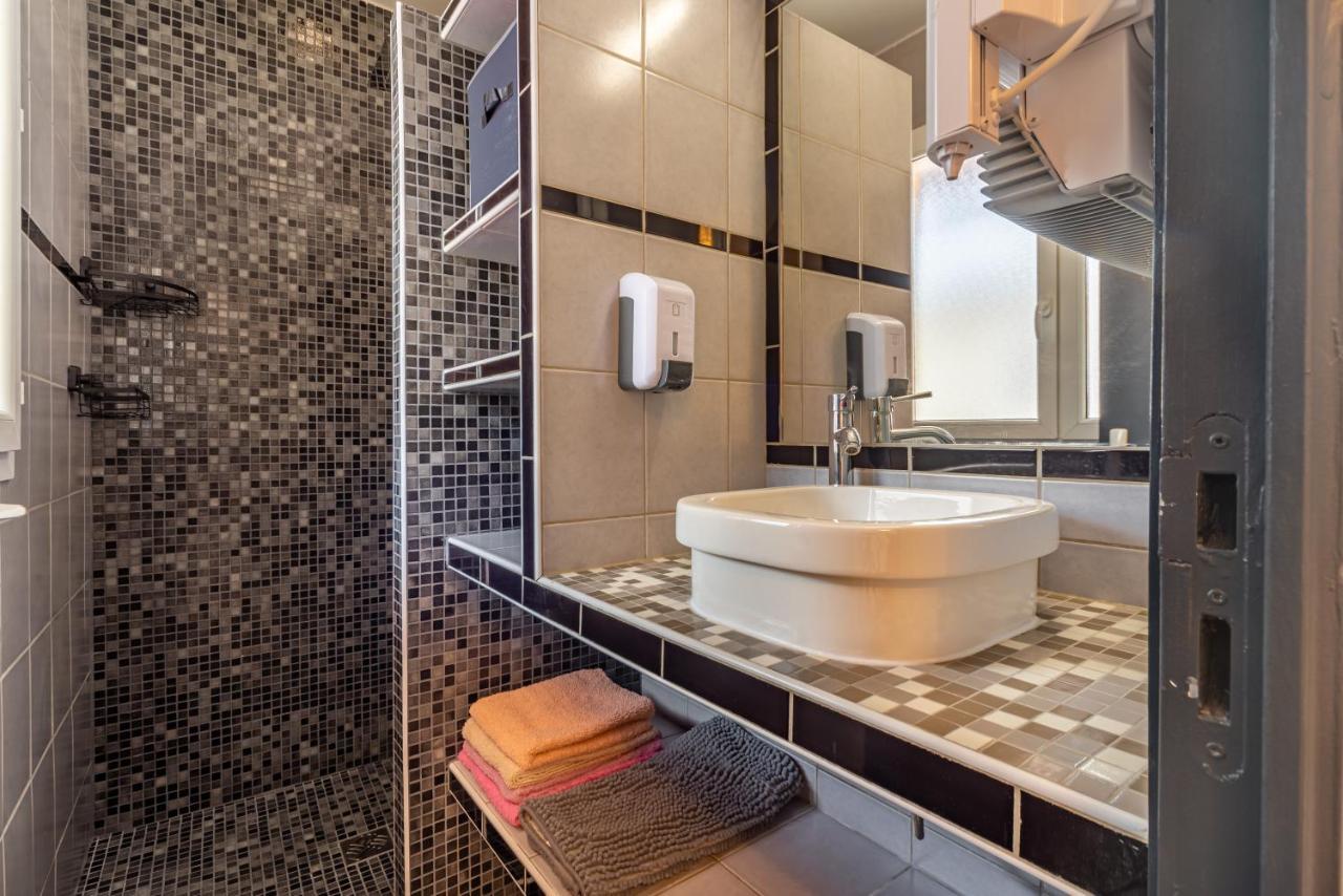 La Serenade - Appartements Confort Avec Terrasse Montreuil  Bagian luar foto